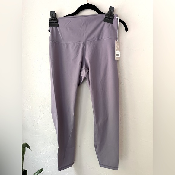 NWT Everlane The Perform Legging in Dark Plum Large Ankle - Picture 3 of 5